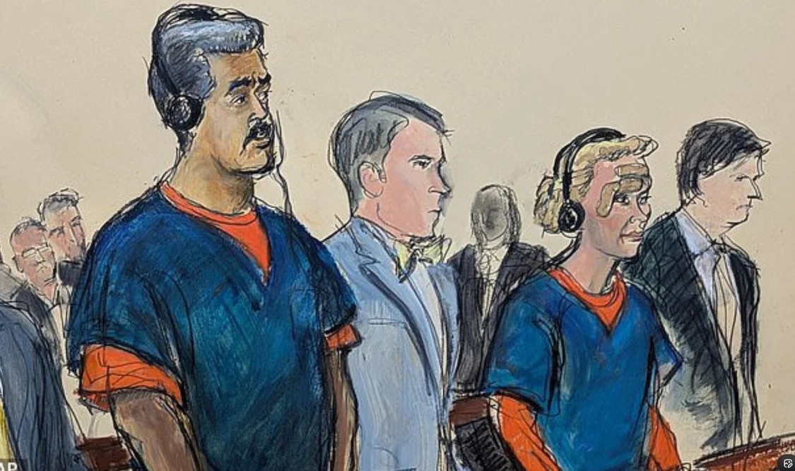 出庭时遭抗议者当面抨击,马杜罗回击