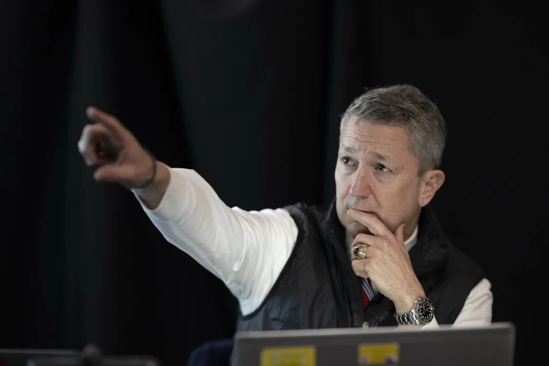 特朗普發布觀看美軍對委軍事行動照片