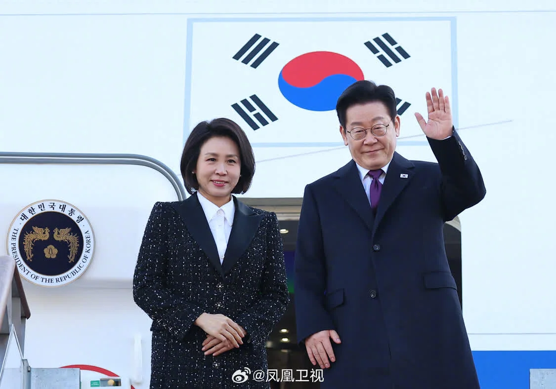 韩国总统李在明抵达高市早苗家乡日本奈良