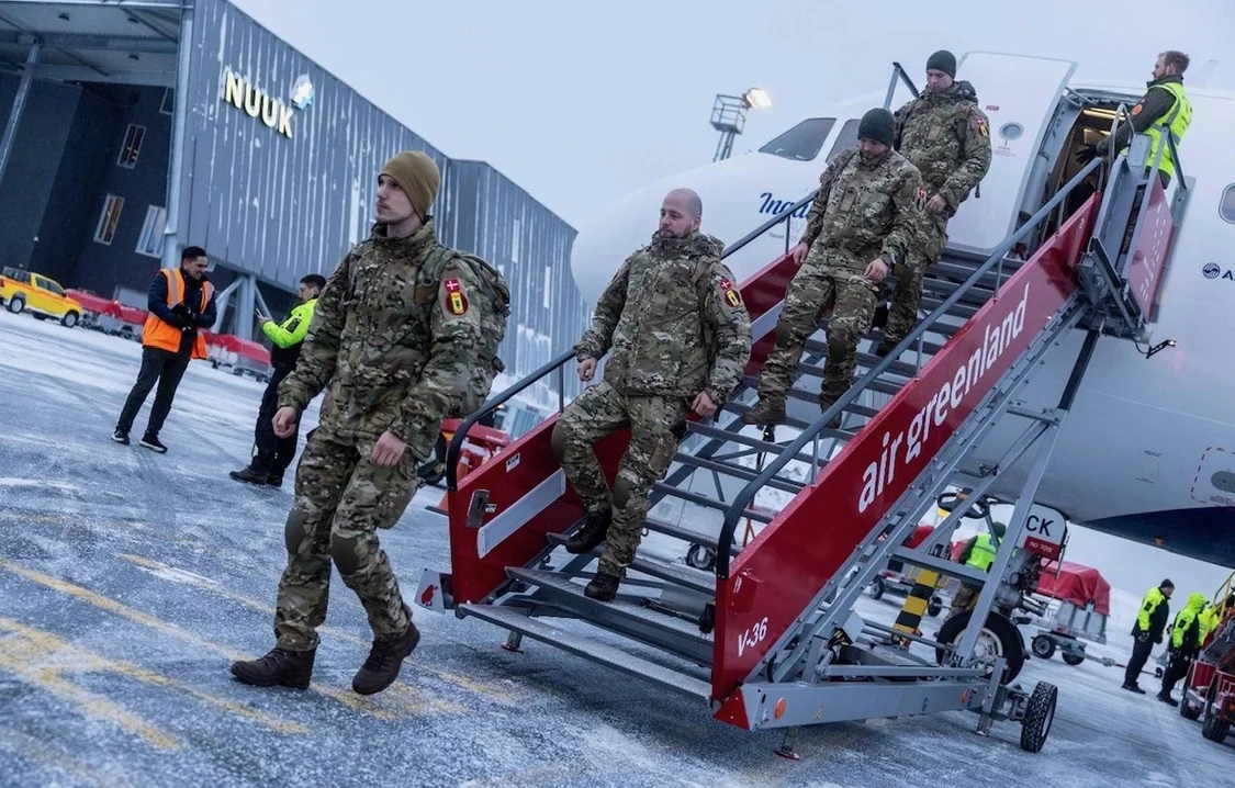 丹麦增兵格陵兰岛，特朗普不排除动武