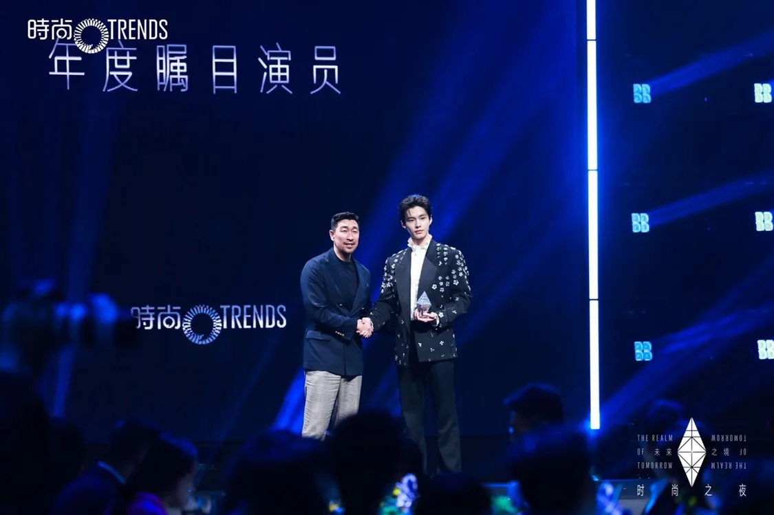 年度矚目演員 何與