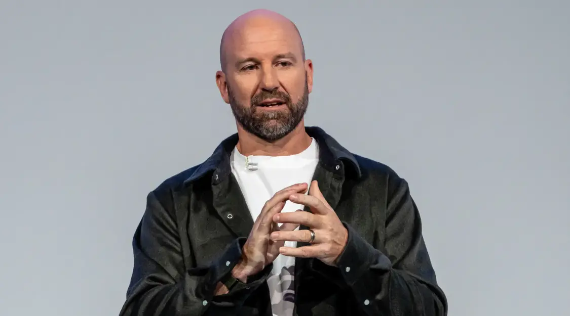 博斯沃思称未放弃VR