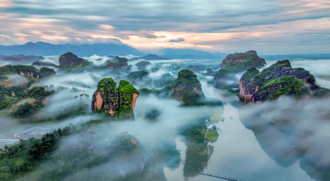 龙虎天下绝 十年再起航 江西龙虎山景区以生态人文之融绘就高质量发展之境