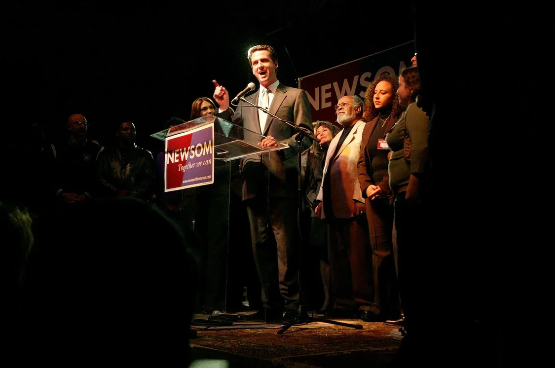 加州州长纽森谈母亲协助自杀经历：我曾恨她让我亲眼目睹