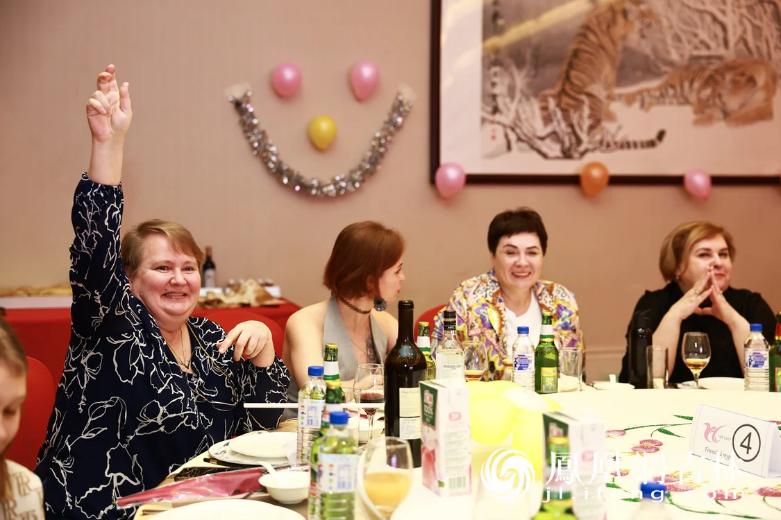 中俄情谊暖春日 丽人佳节共欢聚——俄罗斯游客首次在长春共度三八国际妇女节