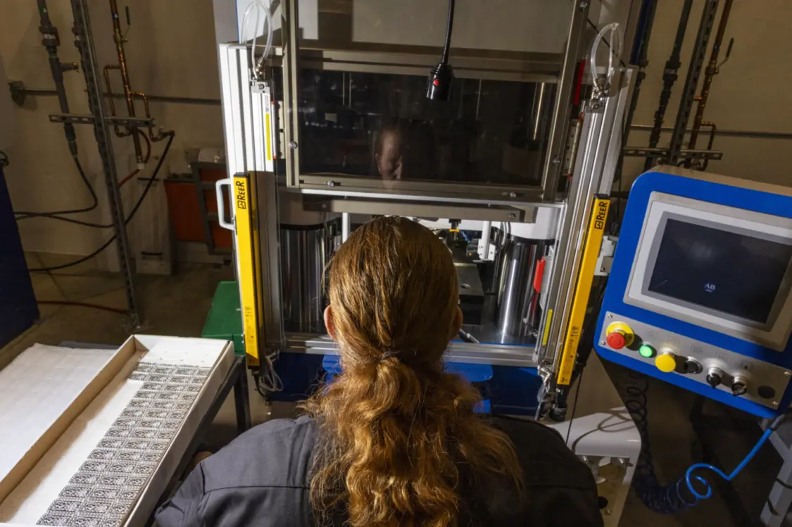 美国，将2312盎司黄金藏进旧报社大楼_https://www.izongheng.net_快讯_第3张