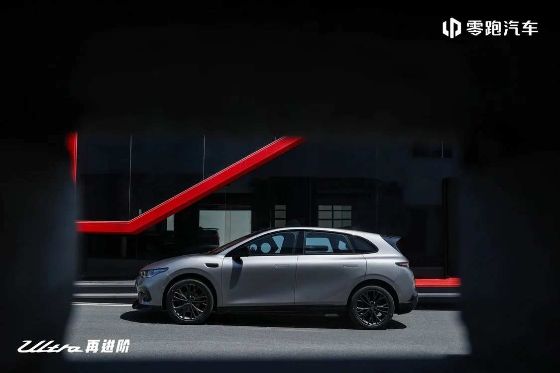 零跑Lafa5 Ultra上市，11.88万元起