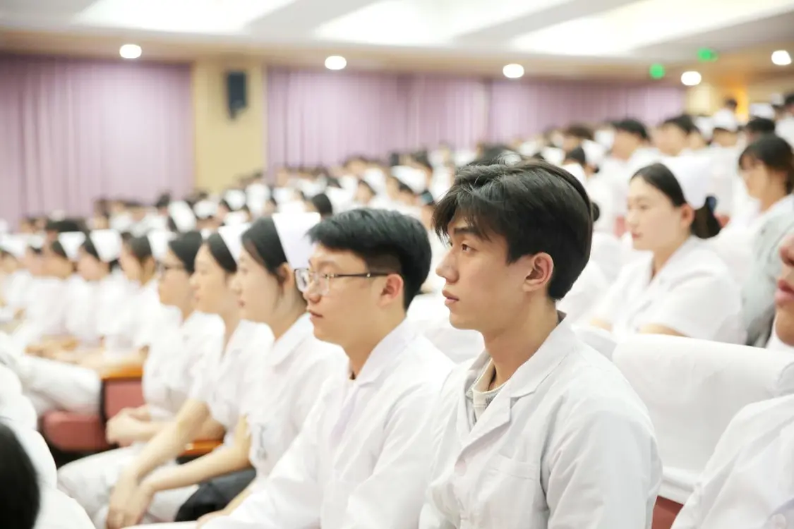 育时代工匠 筑国际视野 圆学子升本梦&mdash;&mdash;哈尔滨健康职业学院打造高质量健康职教新范式