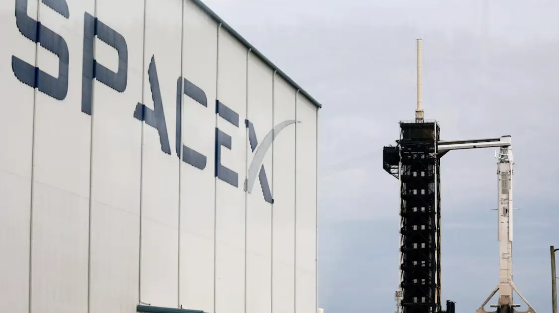 一夜蒸发4000亿美元史上第二“惨”,马斯克的SpaceX怎么了?