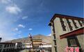 西藏藏南借特色小镇建设促文化旅游发展