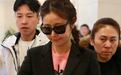 43岁林心如扎双麻花辫素颜现身春晚彩排，颜值下跌有点可怕