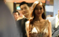 黄晓明baby被传离婚后罕见同框，跟在后面为老婆提裙子好暖心