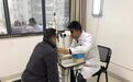 高度近视白内障一次手术全解决，六旬老人术后视力达1.5