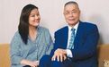 有钱人的名利场：甘比为什么要巴结82岁的他？