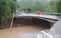 直击永泰、闽清抗台风抢险一线：共产党员带头抢通第一通道