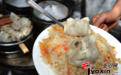 什么叫会吃：素抓饭+薄皮包子