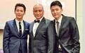 60岁汤镇业小25岁的二婚妻子近照，被网友称为：双胞胎专业户