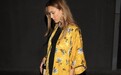 明星私服|杰西卡阿尔巴&艾玛·罗伯茨机场私服，时尚搭配