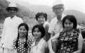 见识过这家老少男女，阿城说：真是目瞪口呆