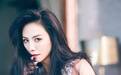与刘晓庆“争宠”，拍全裸写真，离婚后恋小13岁帅哥，如今50岁的她依旧美到炸！