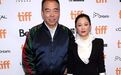 陈凯夫妇亮相多伦多影展 陈红OL装富贵又干练