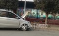 疑似油门当刹车，泰安一女司机驾车撞坏幼儿园院墙