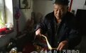 济南七旬大爷卖缠蜜十几年，孩子没带钱可直接赊走