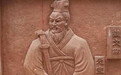 她十六岁就跟着他，他却连她的命也保不住