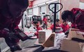 从村口小卖铺飞跃到无人机：京东淘宝这样改变中国农村