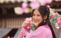 眼睛像一轮弯月的古装女子，刘涛俏皮、郭珍霓明媚、而她最可爱