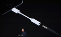 新版的iPhone可能不会再附赠lightning转 3.5 毫米耳机插孔转换器