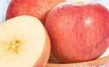 富士苹果千万不要乱吃，特容易引来癌细胞，快告诉家人小心吃！