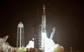 SpaceX猎鹰重型火箭夜间首射：主助推器回收失败爆炸