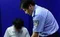 四男子穿日军军服在四行仓库拍照 警方：3人被行拘