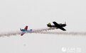 炫！安阳航空展上演特技飞行表演