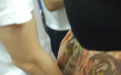 穿的少你也不能摸！色狼们都去憋气死好吗？
