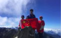 振奋人心！在中国台湾最高峰，五星红旗迎风飘扬