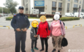 混血小孩走失，民警火速帮寻回！  外国友人点赞!