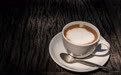 千亿咖啡市场，占比七成的速溶赛道，被现磨咖啡倒逼升级？