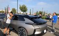 法拉第未来FF 91现身洛杉矶，老外拍照围观