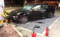 Model 3惊现第五起“加速门”，温州车主称刹车无效“飞进”停车场