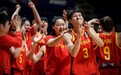 2分钟被连追8分，女篮主帅彻底怒了：比赛赢了吗？你们有点出息！