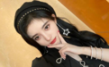 鞠婧祎又穿山寨礼服？衣服线头明显，被扒只值几百块