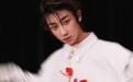 SEVENTEEN徐明浩首次单独画报公开！与众不同的梦幻氛围