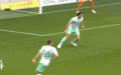 GIF：罗伊斯造点，哈兰德主罚命中！多特将比分反超