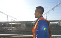 参加修建京张高铁，青年铁路工人要带家人坐高铁去看冬奥
