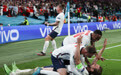 欧洲杯争议一幕：斯特林“跳水”骗点，英格兰队“打劫”丹麦？