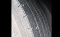 江西一高速现铁钉，百余辆车被扎胎