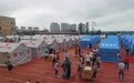 泸县团仓村震后第一夜：志愿者忙搭帐篷为灾民建临时的“家”