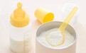 国产奶粉品牌快速崛起，本土领先婴配粉市场份额超外资
